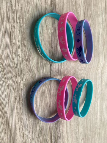 Ring display case front view